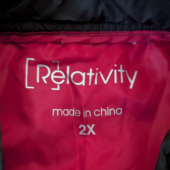 Relativity Quilted Vest - Picture 3 of 3